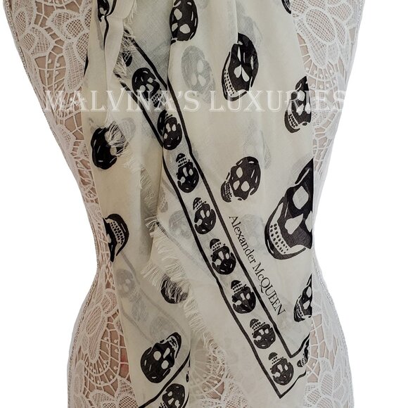 ALEXANDER MCQUEEN SCARF ICONIC SKULL PRINT IVORY MODAL SILK FRINGE UNISEX - Picture 6 of 13